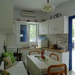 Alexandros House Apollonia